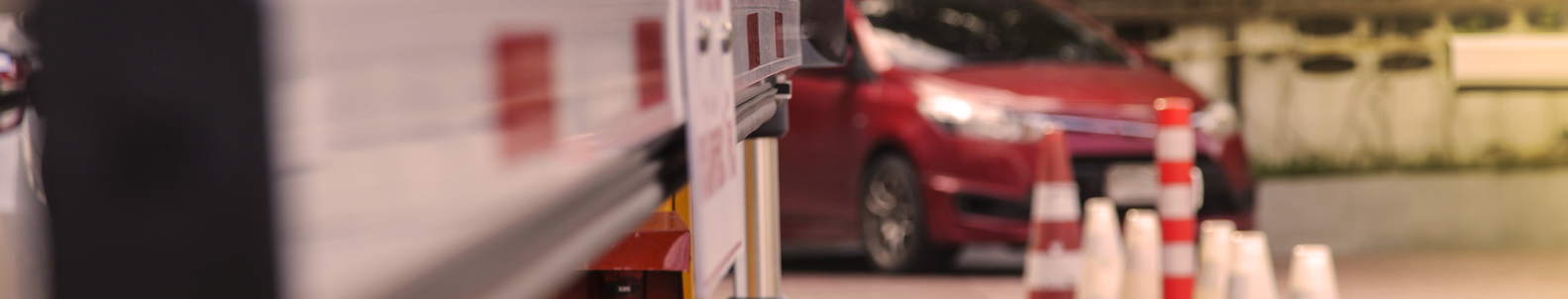 Įranga automobilių stovėjimo aikštelėms