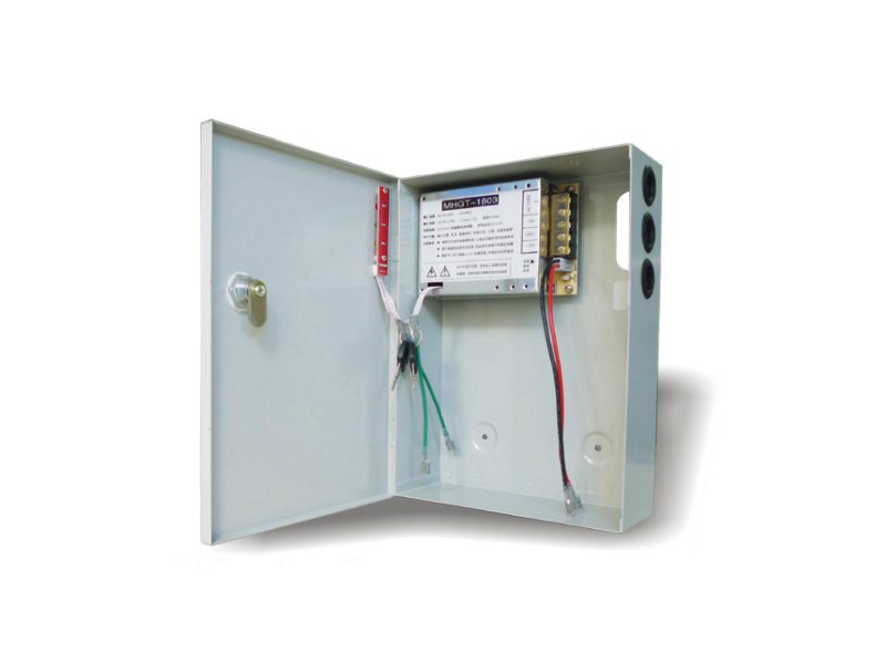Maitinimo šaltinis 3A/12V 
Impulsinis maitinimo šaltinis metaliniame korpuse. Leistinos išėjimo įtampos kitimo ribos 12V ÷ 13,4 VDC. Su akumuliatoriaus krovimu. Maksimali srovė: 3A. Srovė: 2 A. Baterija iki 7Ah. Išėjimo įtampa: 12VDC. Įėjimo įtampa: AC190-265V 50-60Hz. Matmenys: 165 x 205 x 75 mm.