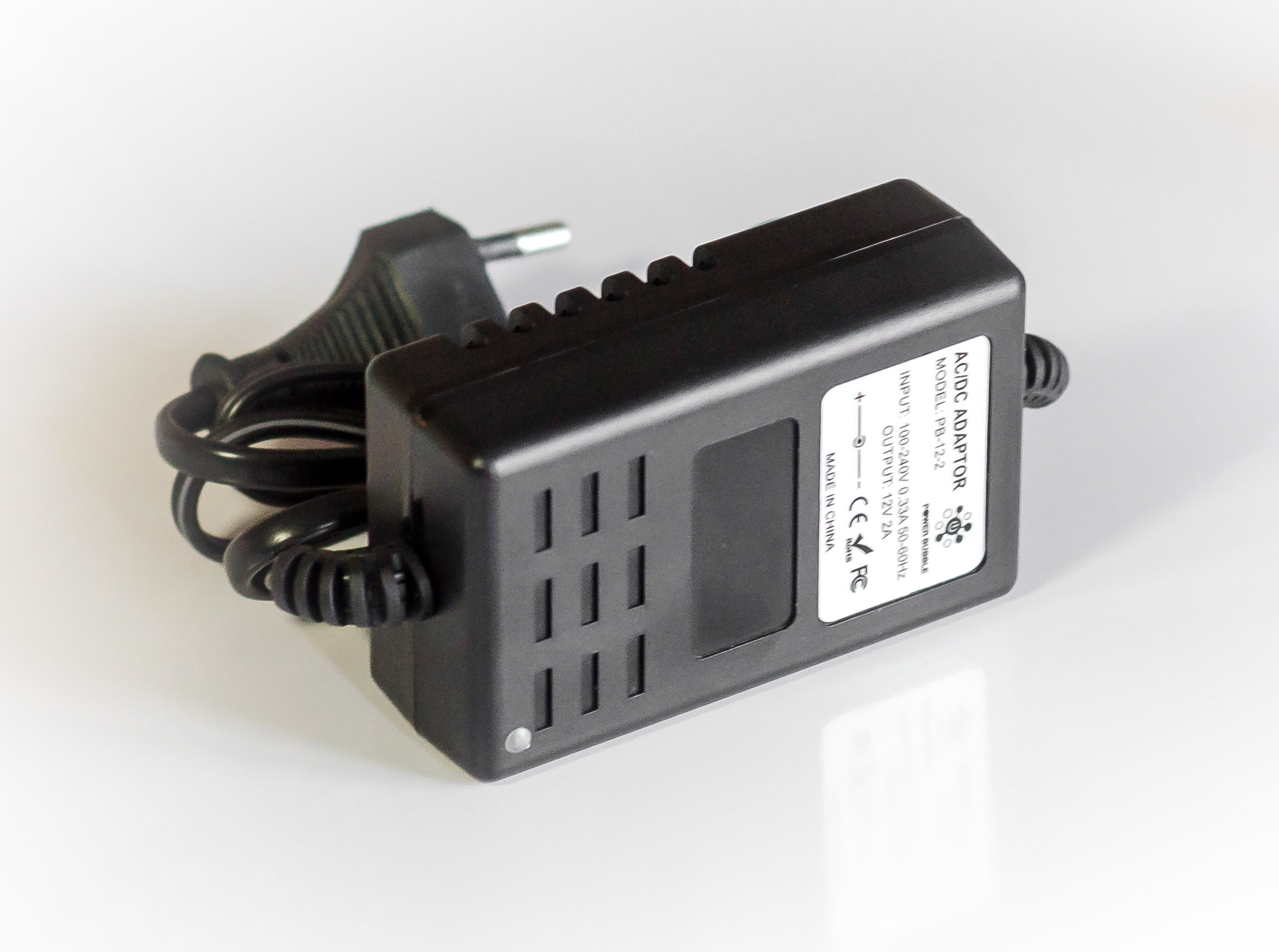 Stalinis maitinimo šaltinis 2A/12V