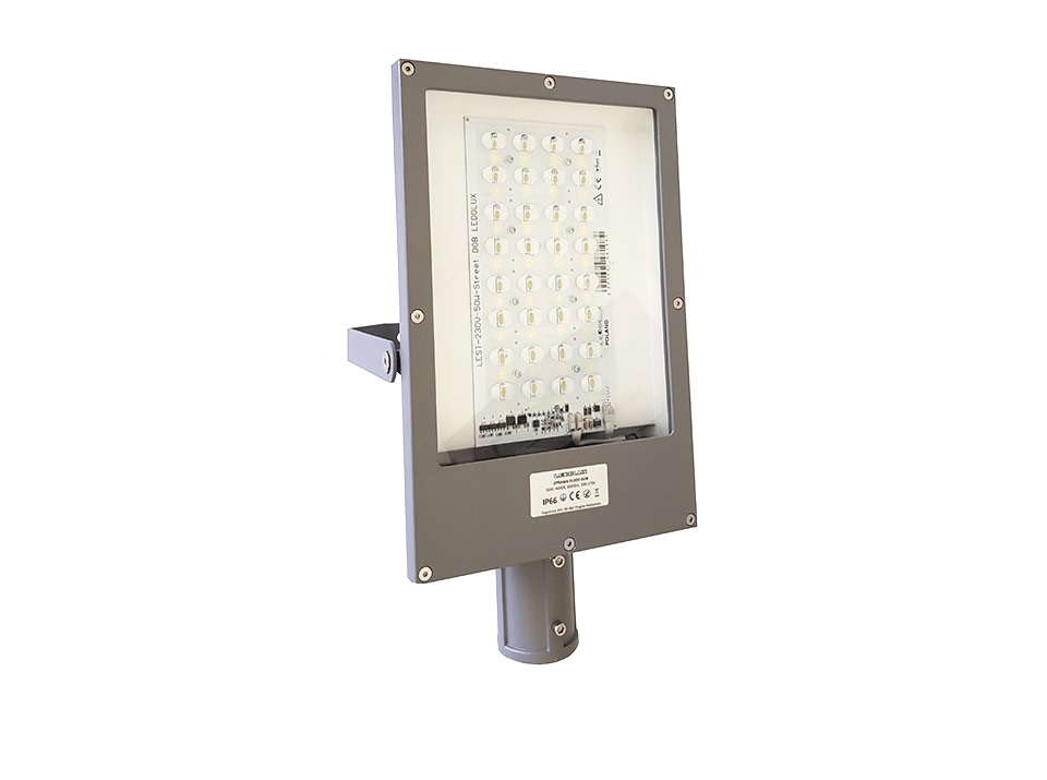 LED ŠVIESTUVAS LEDOLUX FLOOD DOB 50W, 4000K, 1-10V, 15°  
LED FLOOD DOB šviestuvas skirtas apšviesti gamybos sales, sporto objektus ir lauko zonas. 
Korpusas pagamintas iš aliuminio. 
Didelio našumo Lumileds šviesos diodai. 
Galima montuoti ant prailginimo svirties arba ant reguliuojamo laikiklio.