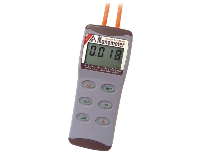 Skaitmeninis manometras 82100